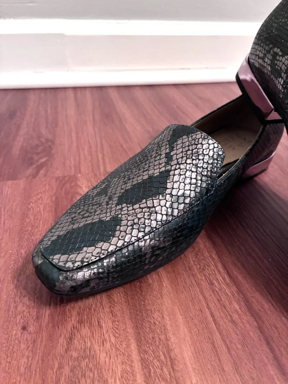 Naturalizer clea snake